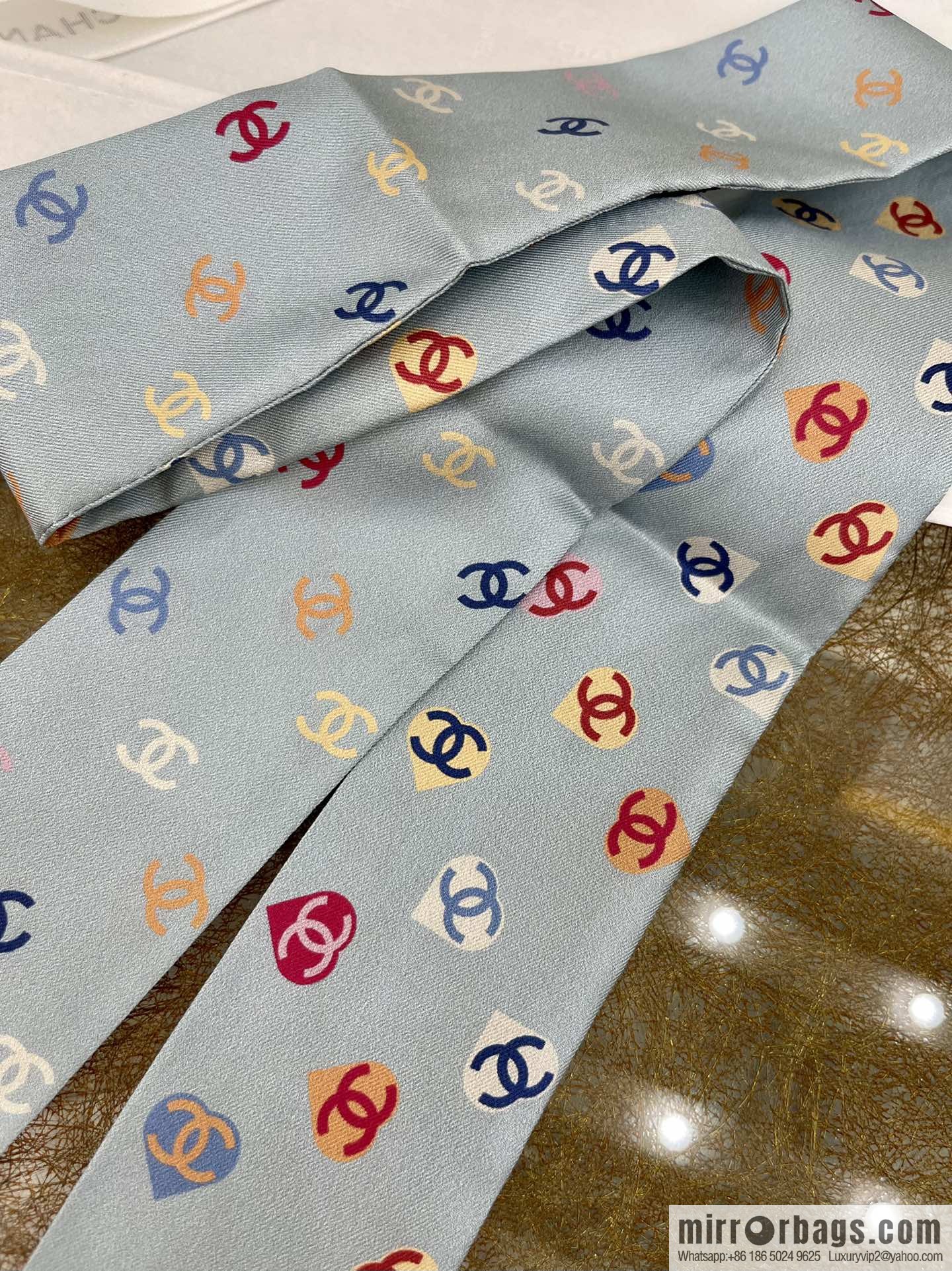 Chanel Xiaoxiang Twiily 100% Silk Silk Hair Band Ribbon AA7447