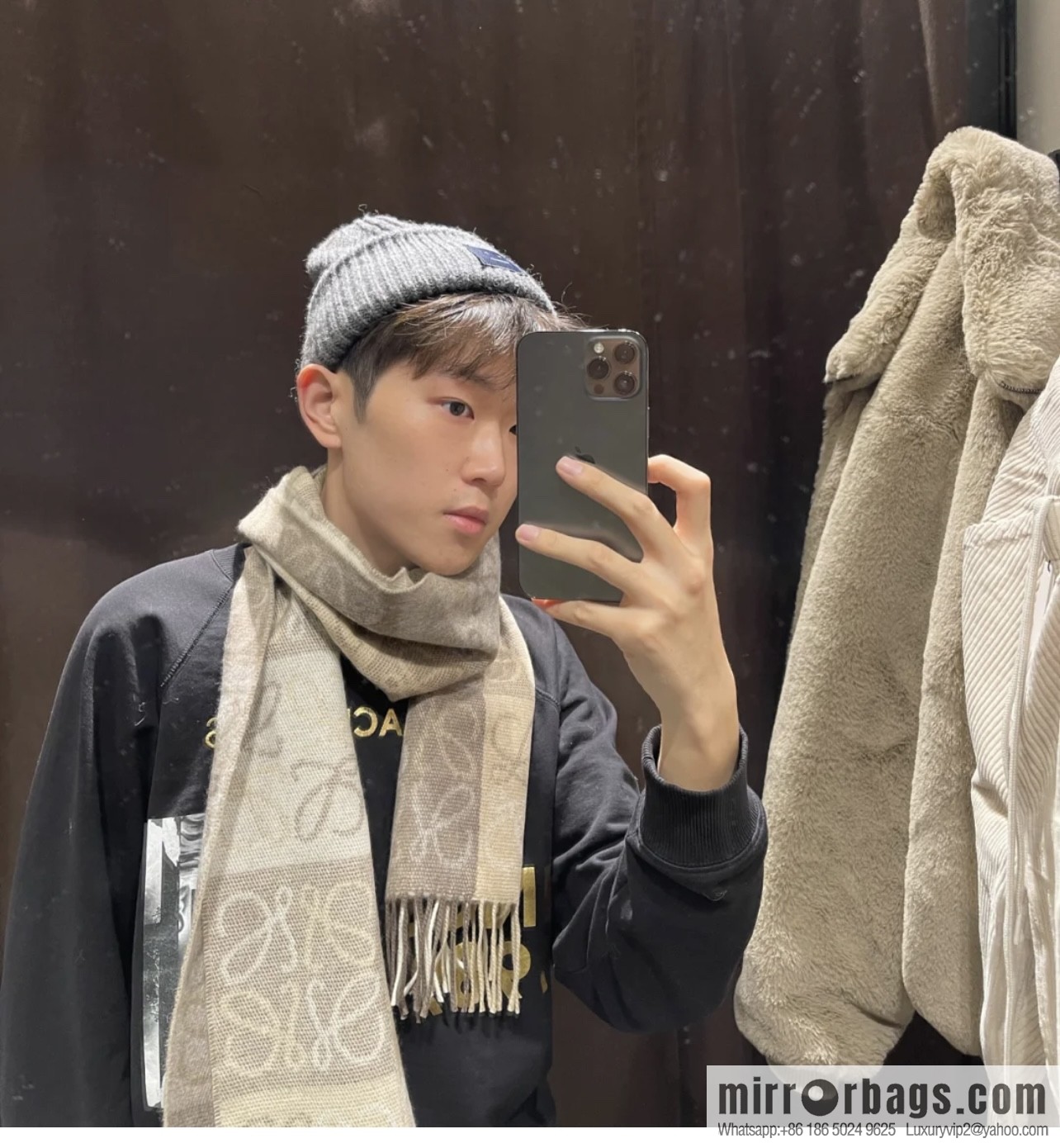 LOEWE 90% wool + 10% cashmere Anagram presbyopia scarf