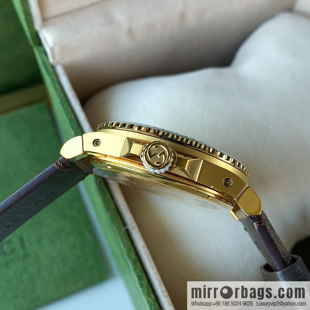 Gucci Gucci Dora A Dream joint limited edition Doraemon × Gucci joint series GucciDive watch