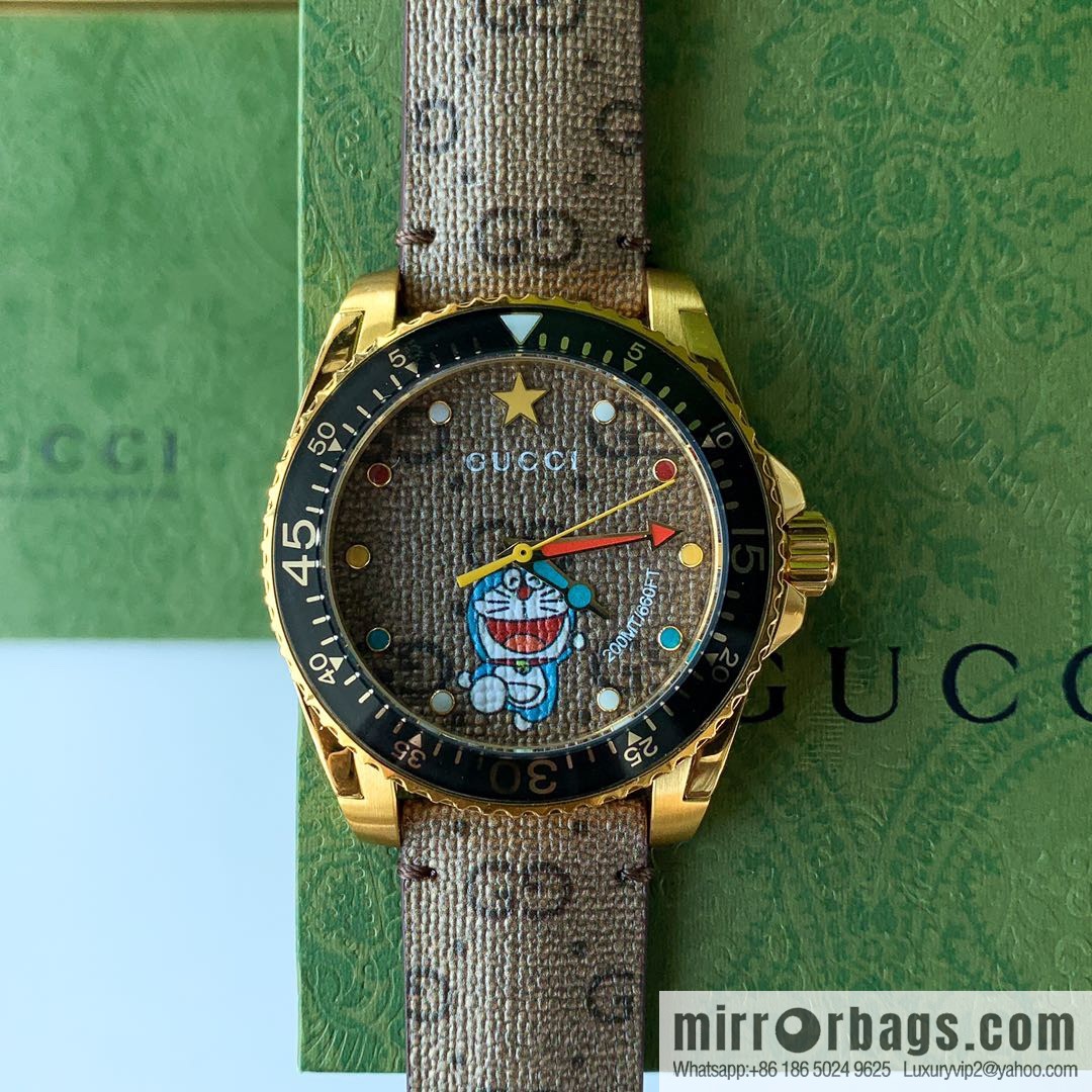 Gucci Gucci Dora A Dream joint limited edition Doraemon × Gucci joint series GucciDive watch