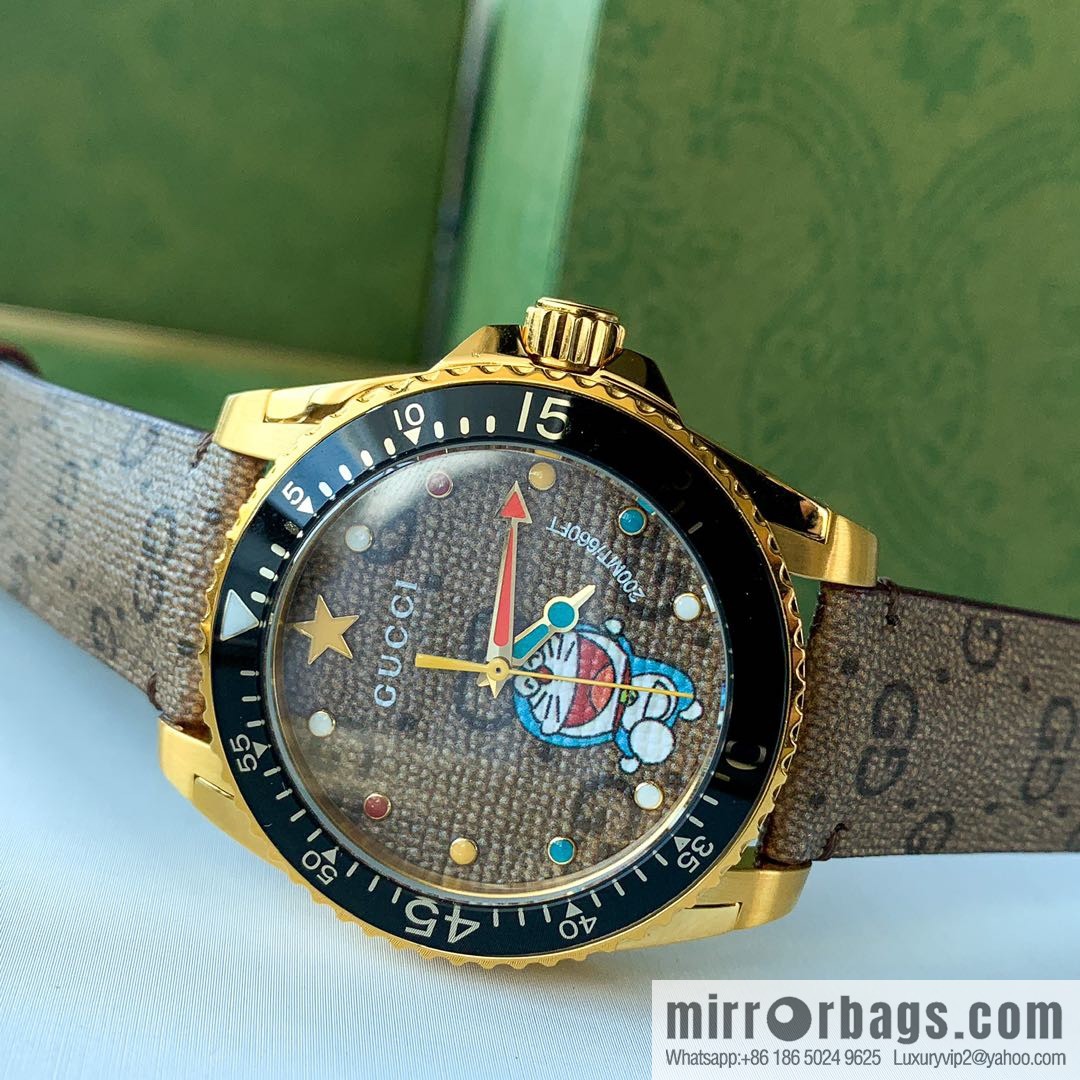 Gucci Gucci Dora A Dream joint limited edition Doraemon × Gucci joint series GucciDive watch