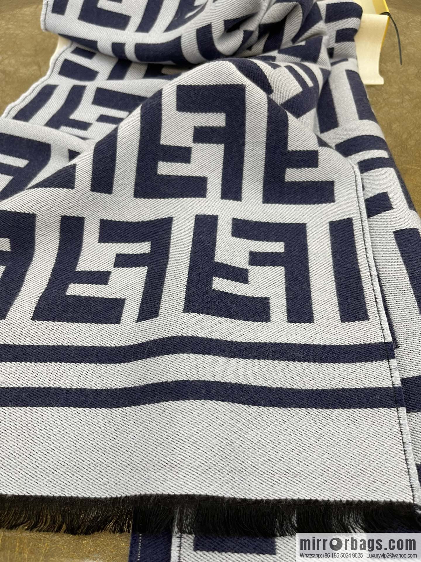 FENDI Fendi Vintage Classic Double FLogo Scarf FXS424A3Q1F0UD6