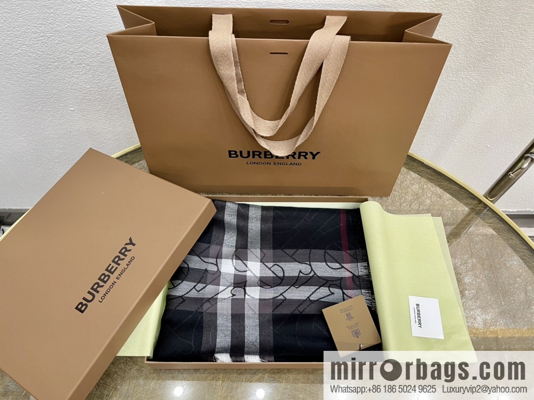 Burberry Burberry Metallic Logo Plaid Scarf