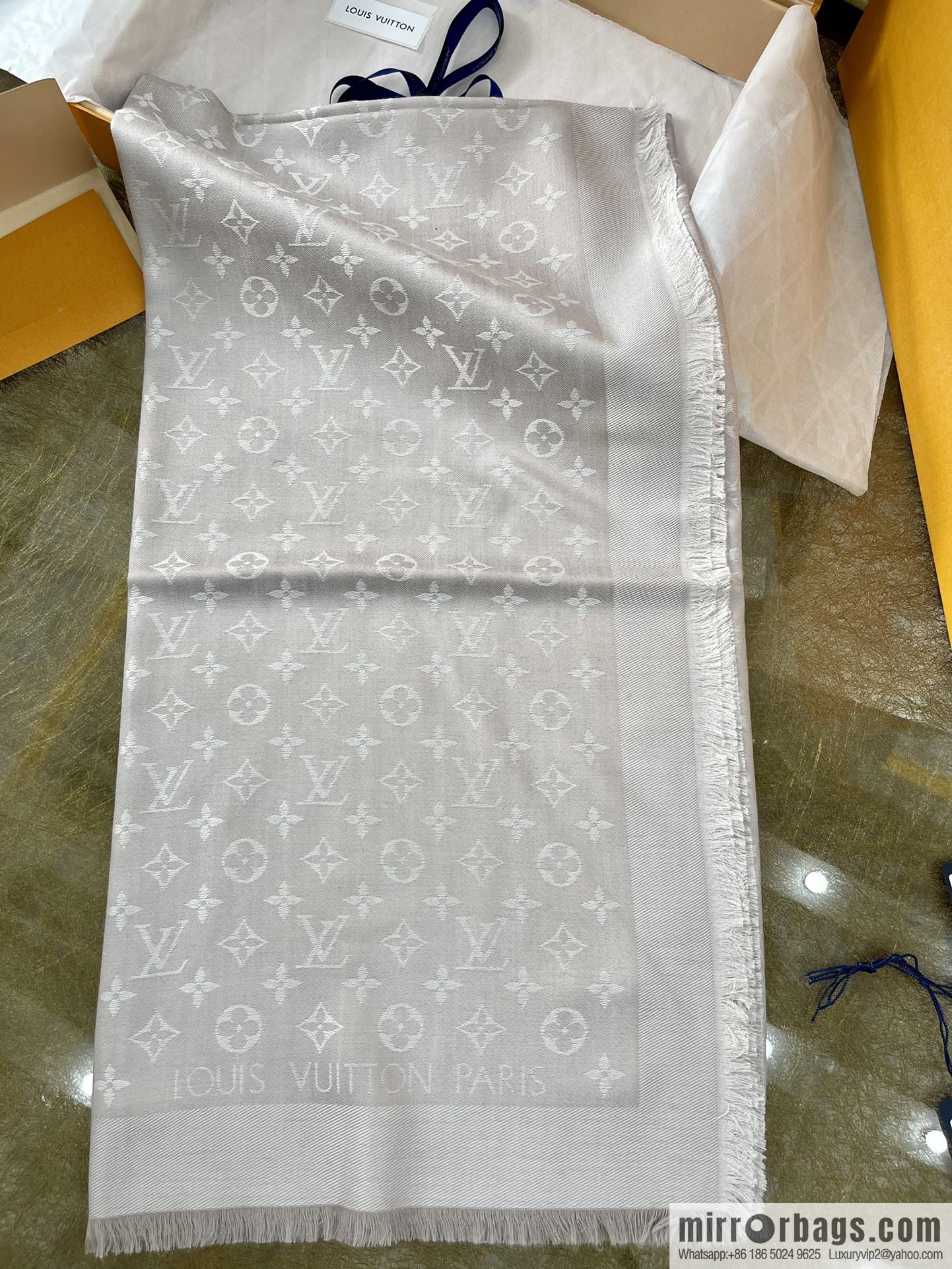 LV Louis Vuitton Monogram pattern silk wool blend scarf M71336