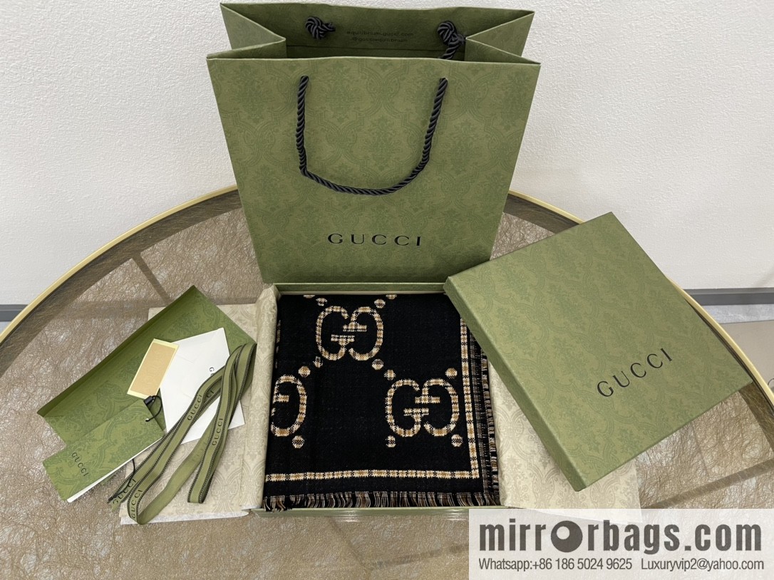 GUCCI Gucci Classic GG pattern 100% wool long towel