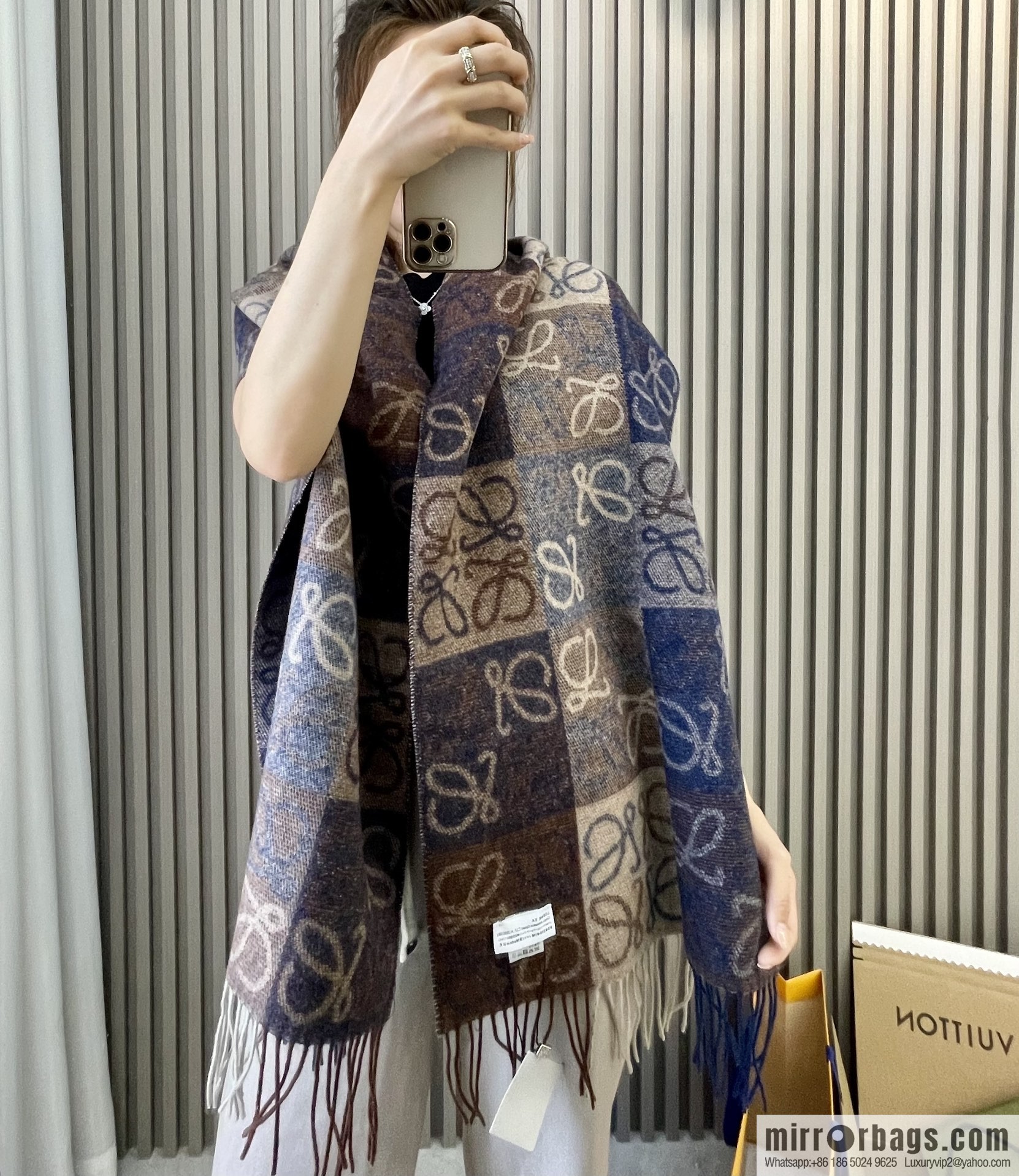 LOEWE 90% wool + 10% cashmere Anagram presbyopia scarf