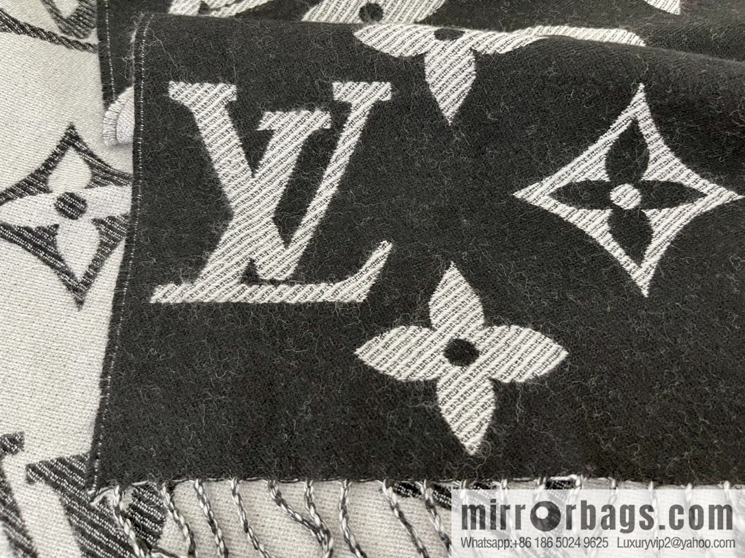 LV Louis Vuitton SIMPLY LV wool long towel m76964 m76966
