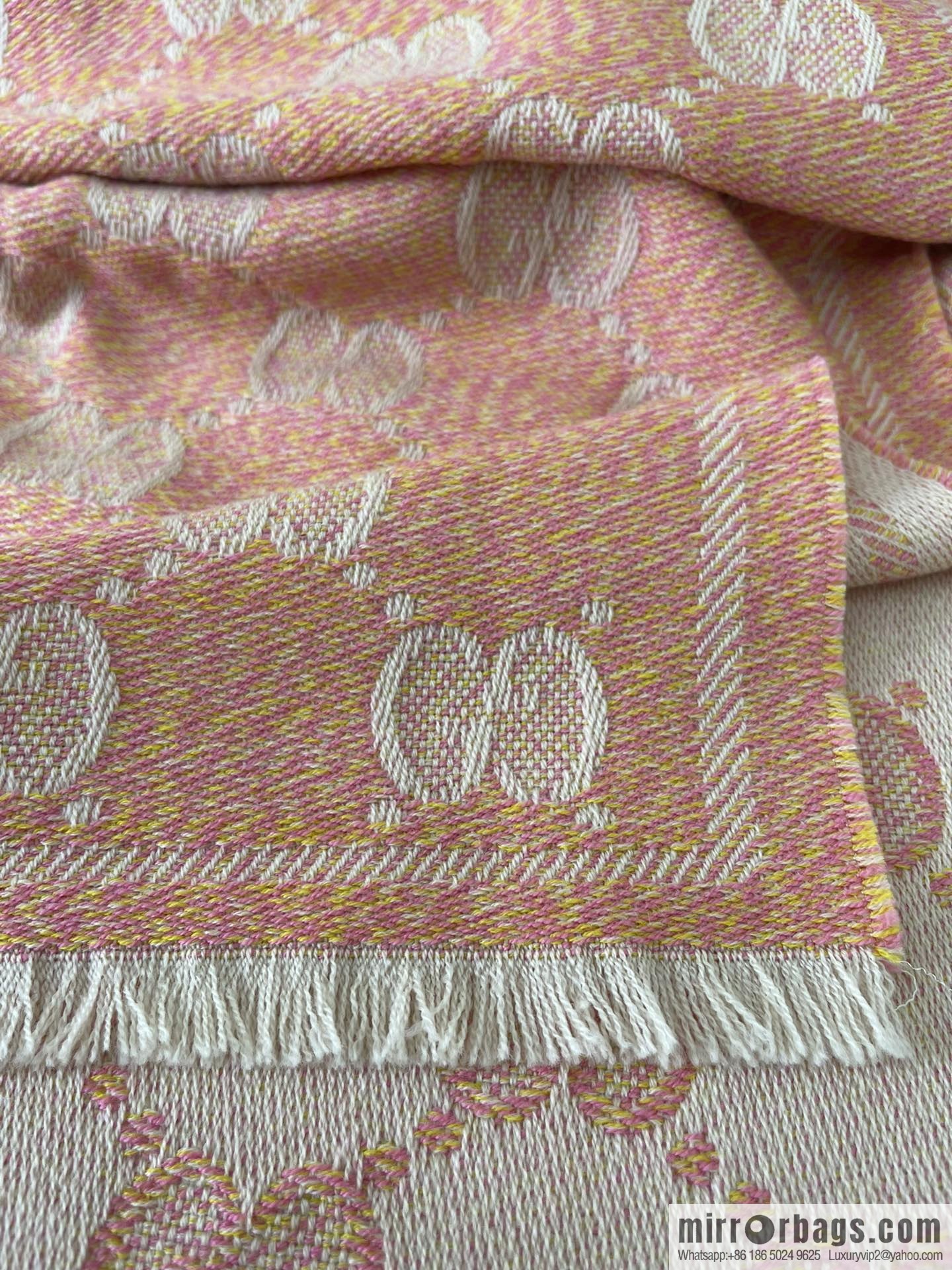GUCCI Gucci Double G Letter Interwoven Pattern 100% Wool Double Sided Scarf 627011