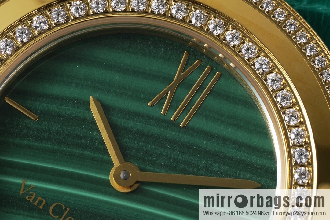 Van Cleef & Arpels Design Features Swiss Quartz Movement Watch