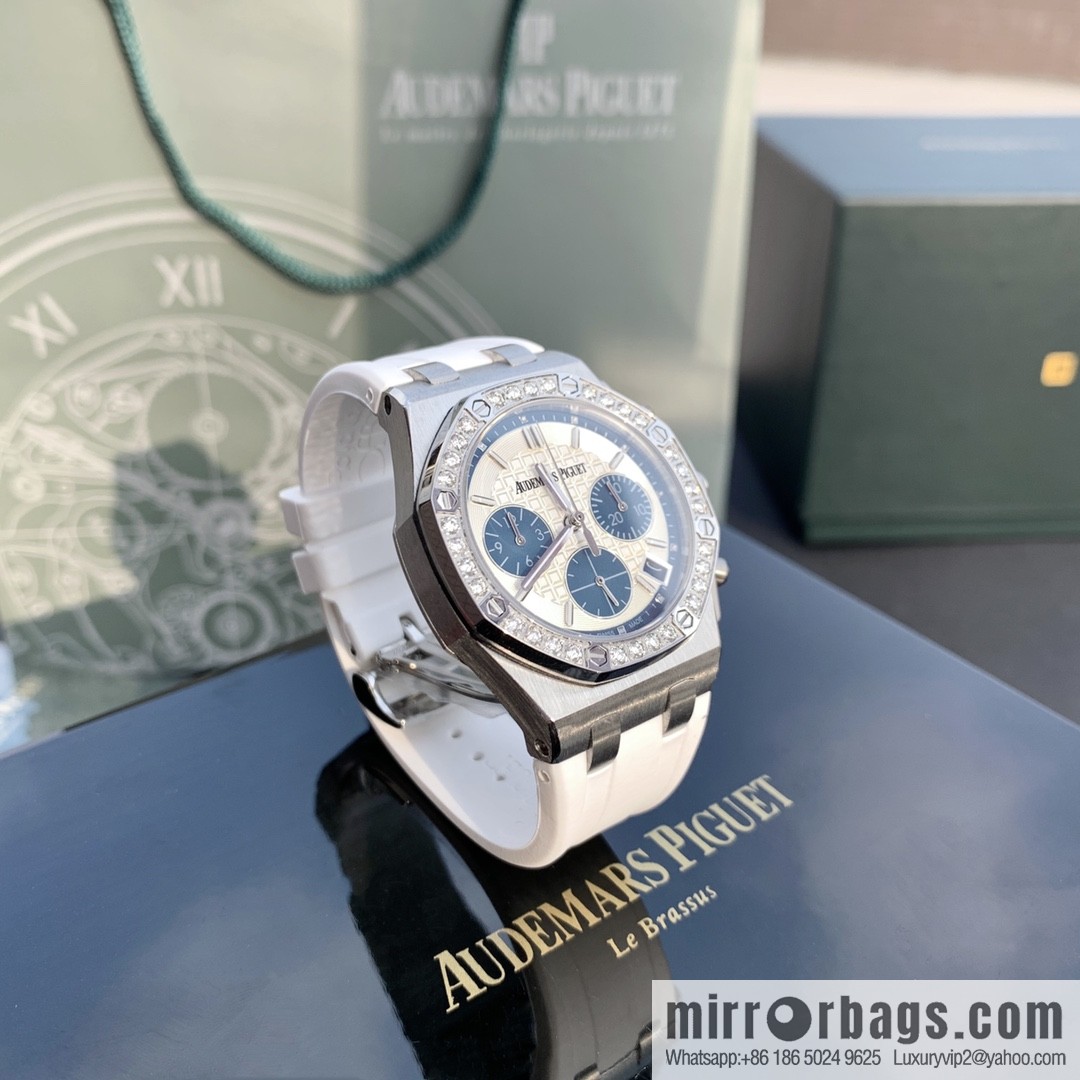 The latest Royal Oak Offshore series chronograph quartz watch case 904 stainless steel with diamonds 32 2.0 bright vvs level cut diamonds