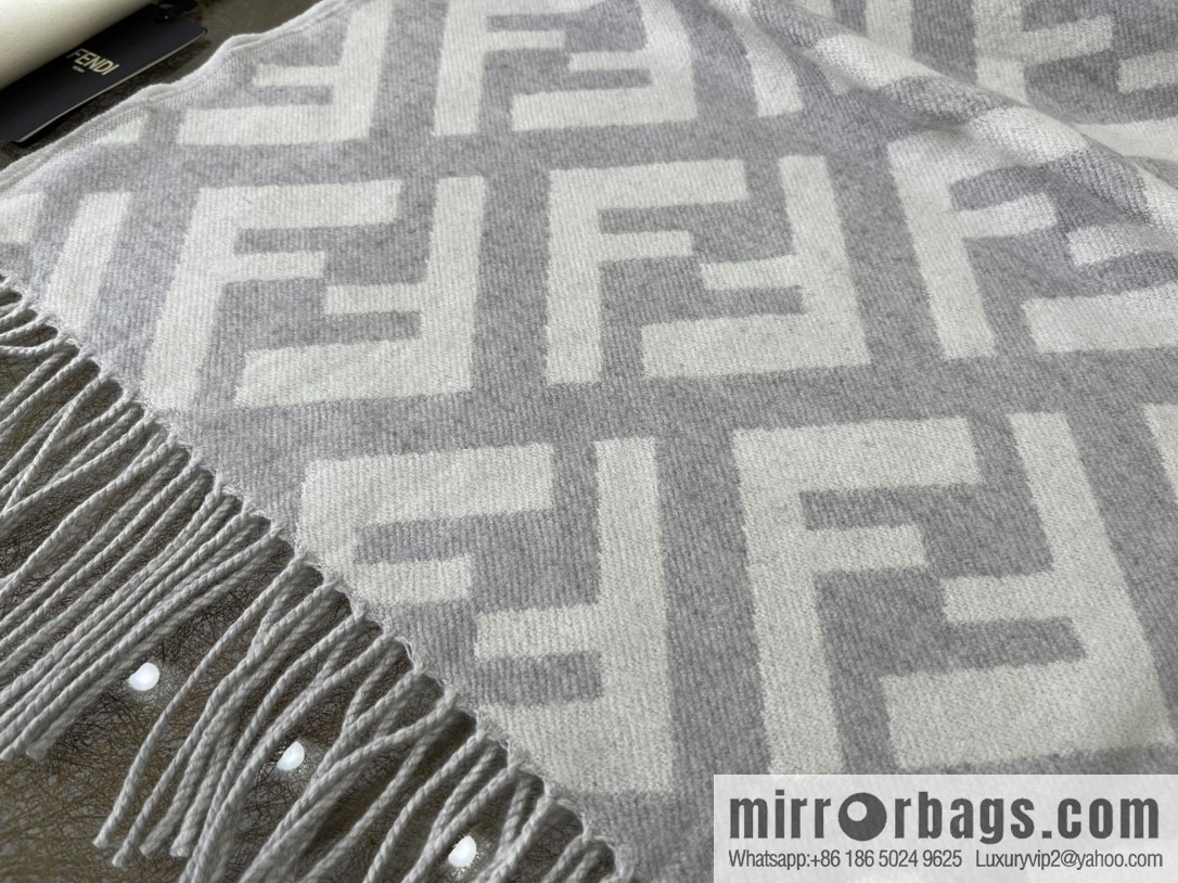 FENDI Fendi Classic FF Logo Cashmere Scarf FXT260