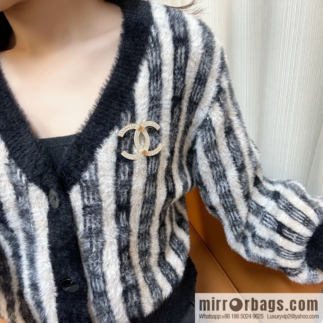 New ☑️ Chanel double c full diamond brooch