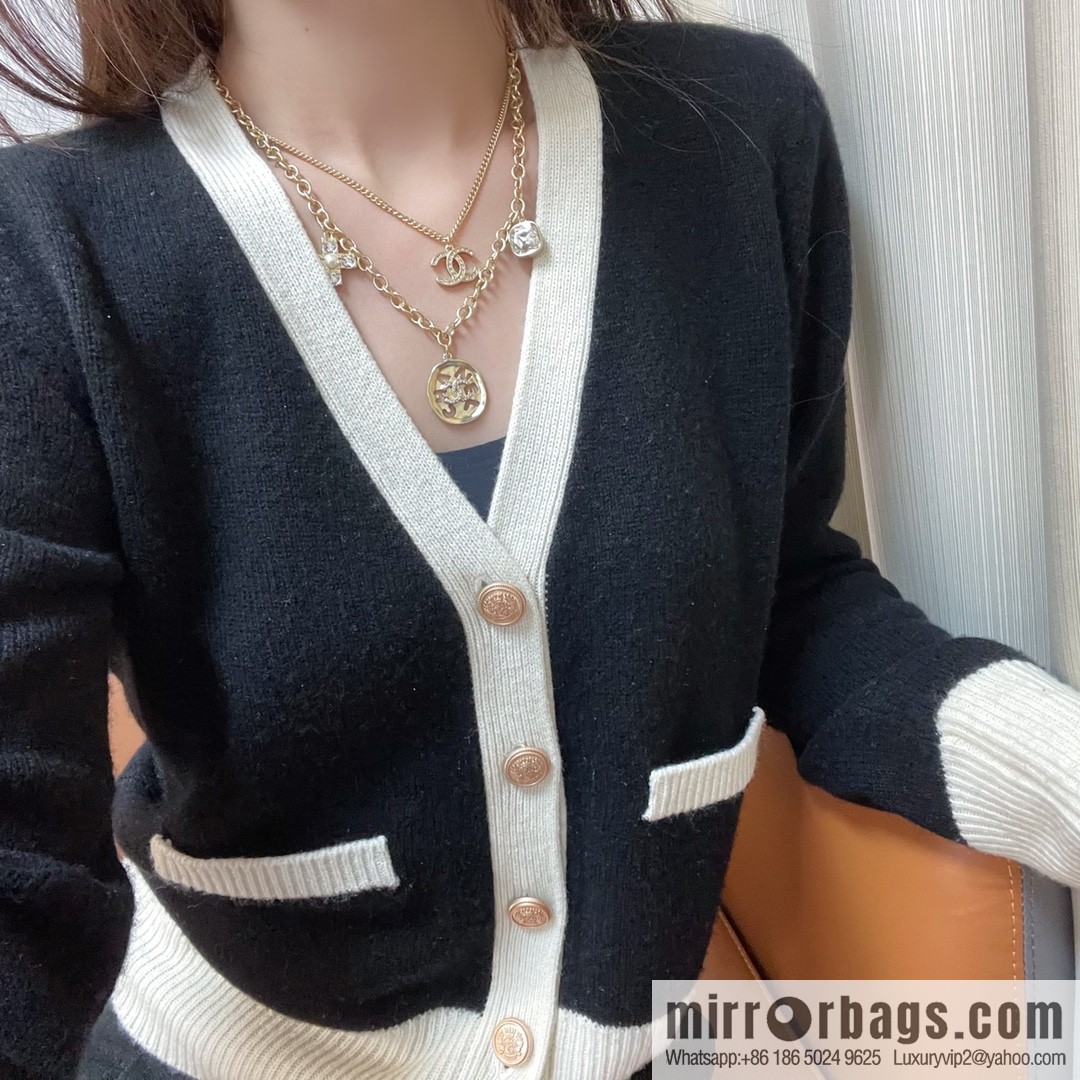 New ☑️ Chanel double layer double c necklace