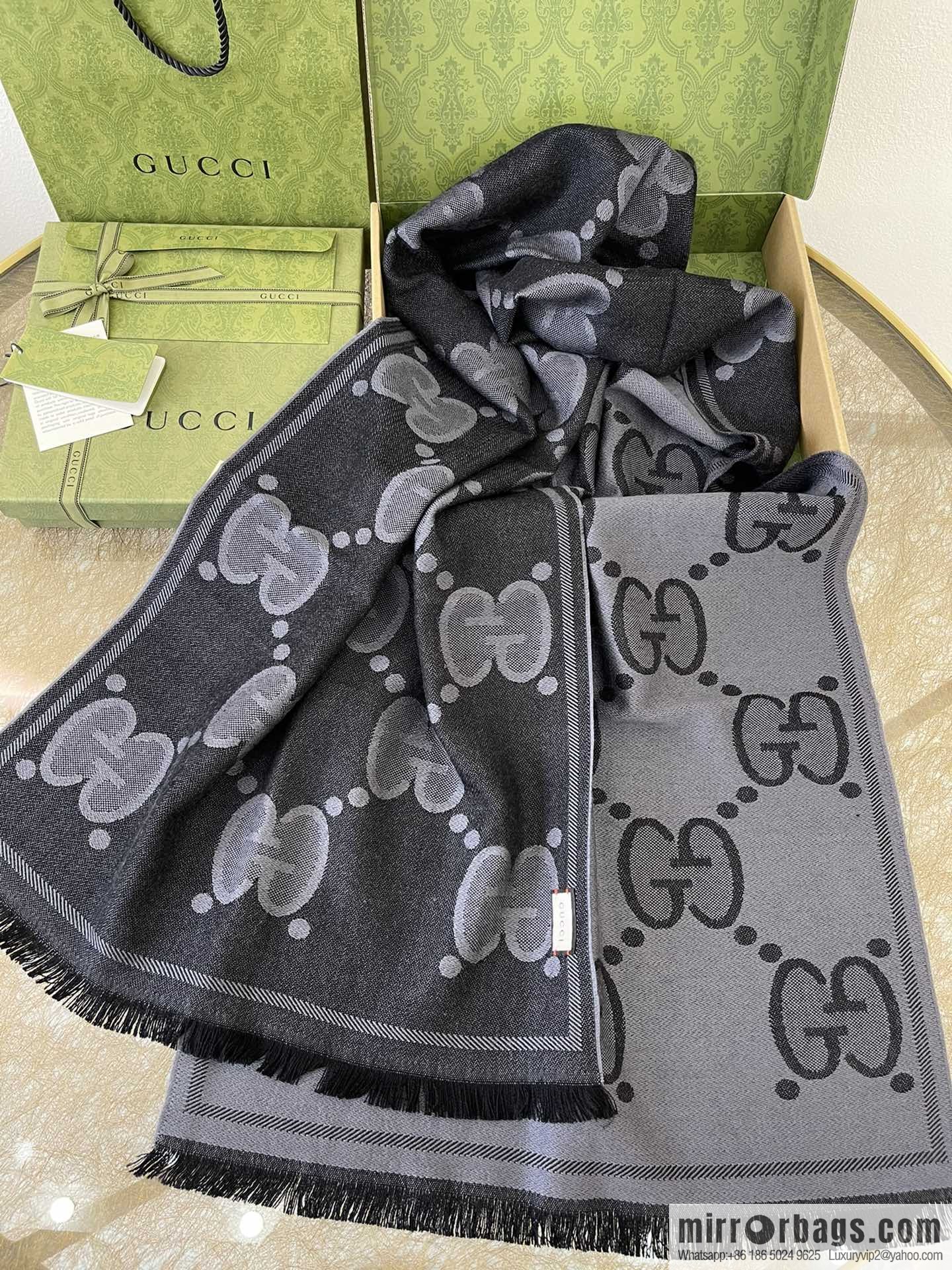 GUCCI Gucci GG logo wool jacquard scarf 598189