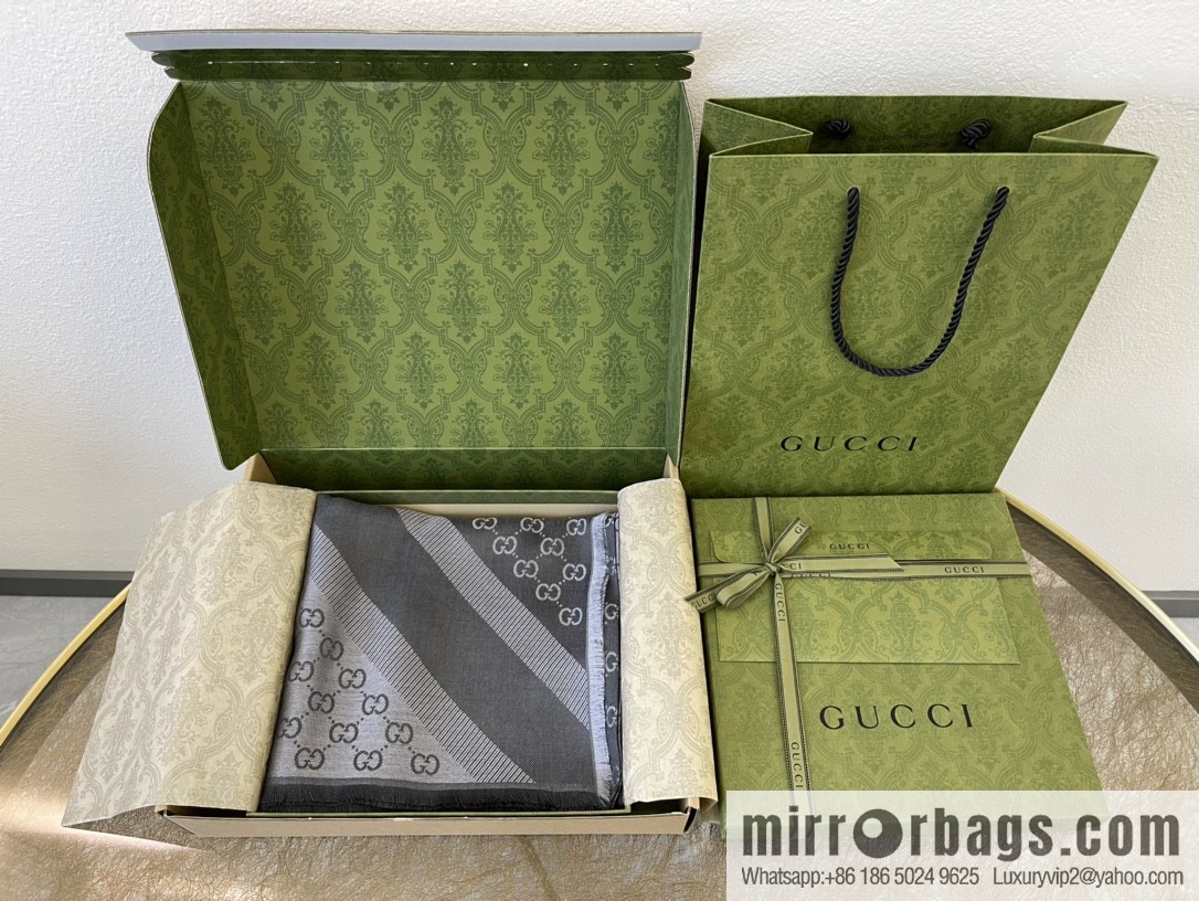GUCCI Gucci silk-wool blend scarf