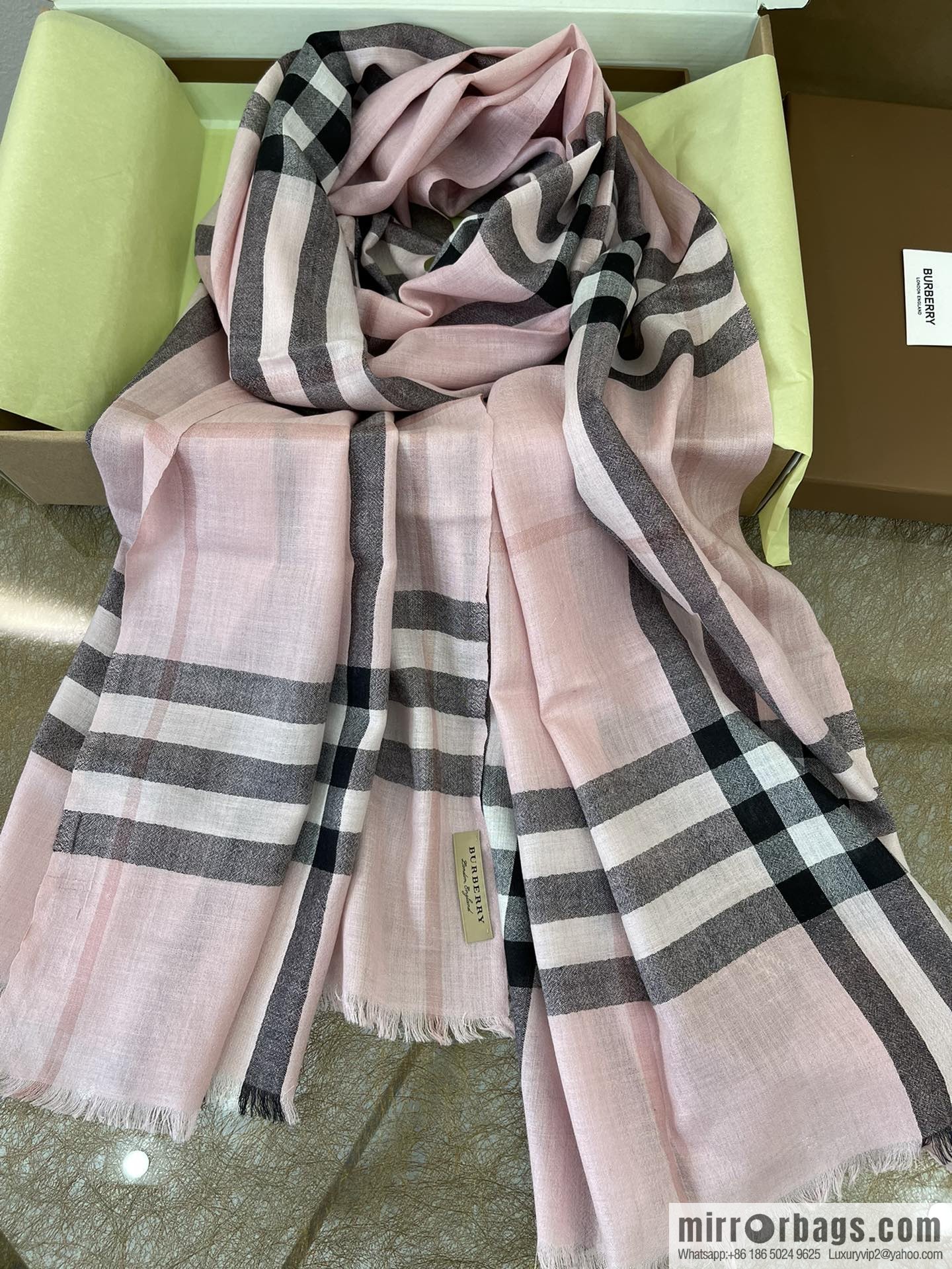 Burberry Burberry Thin Silk Hair Classic Long Towel