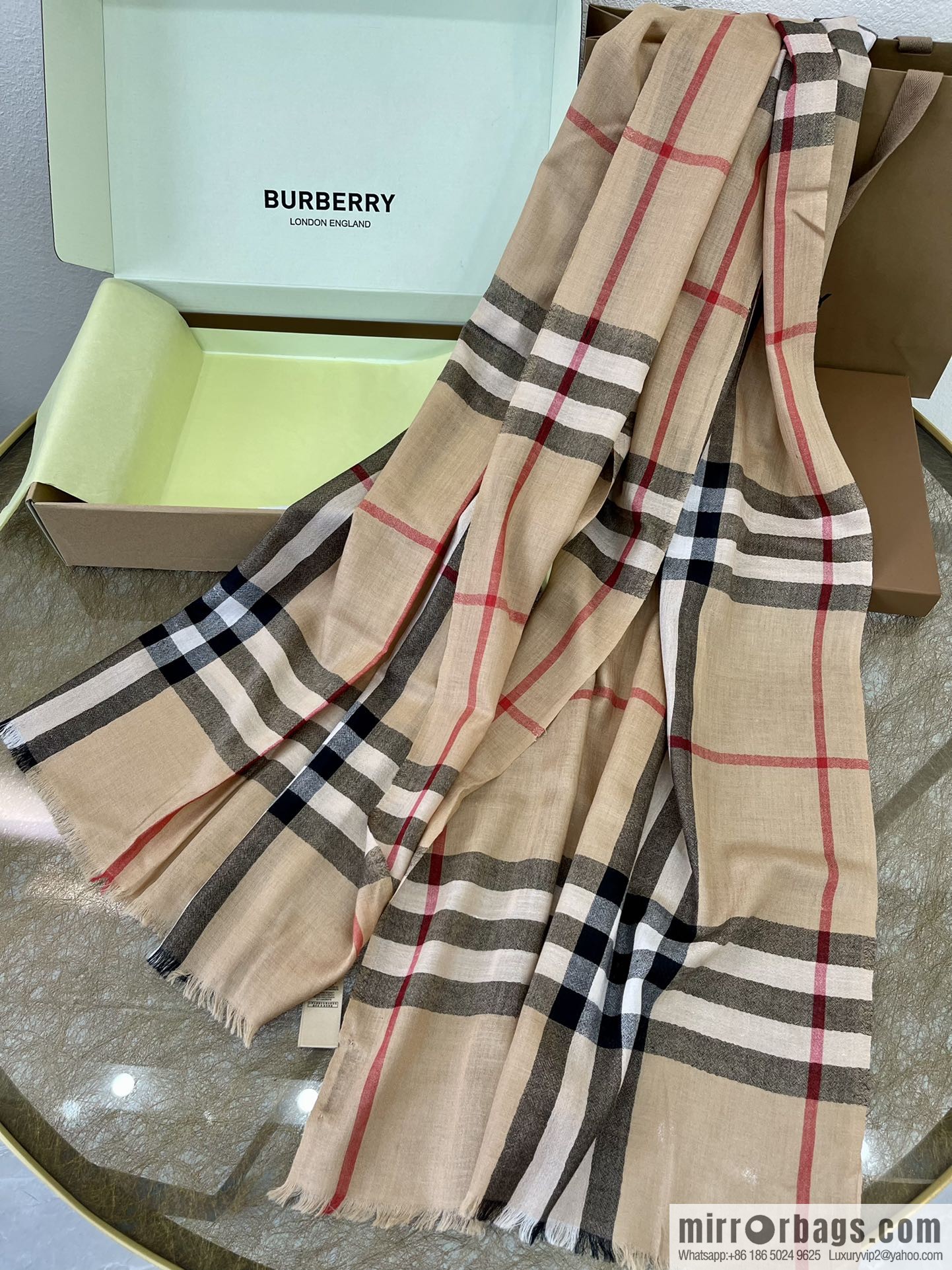 Burberry Burberry Thin Silk Hair Classic Long Towel