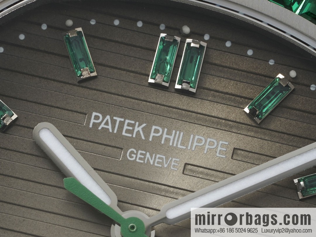 Patek Philippe Nautilus 5711 Diamond Limited Edition Series Cal.324 Movement Watch