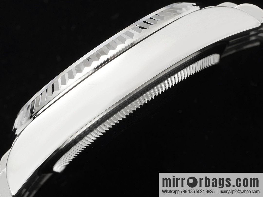 DIW factory launched a special edition of the Rolex log series Middle East digital scale watch