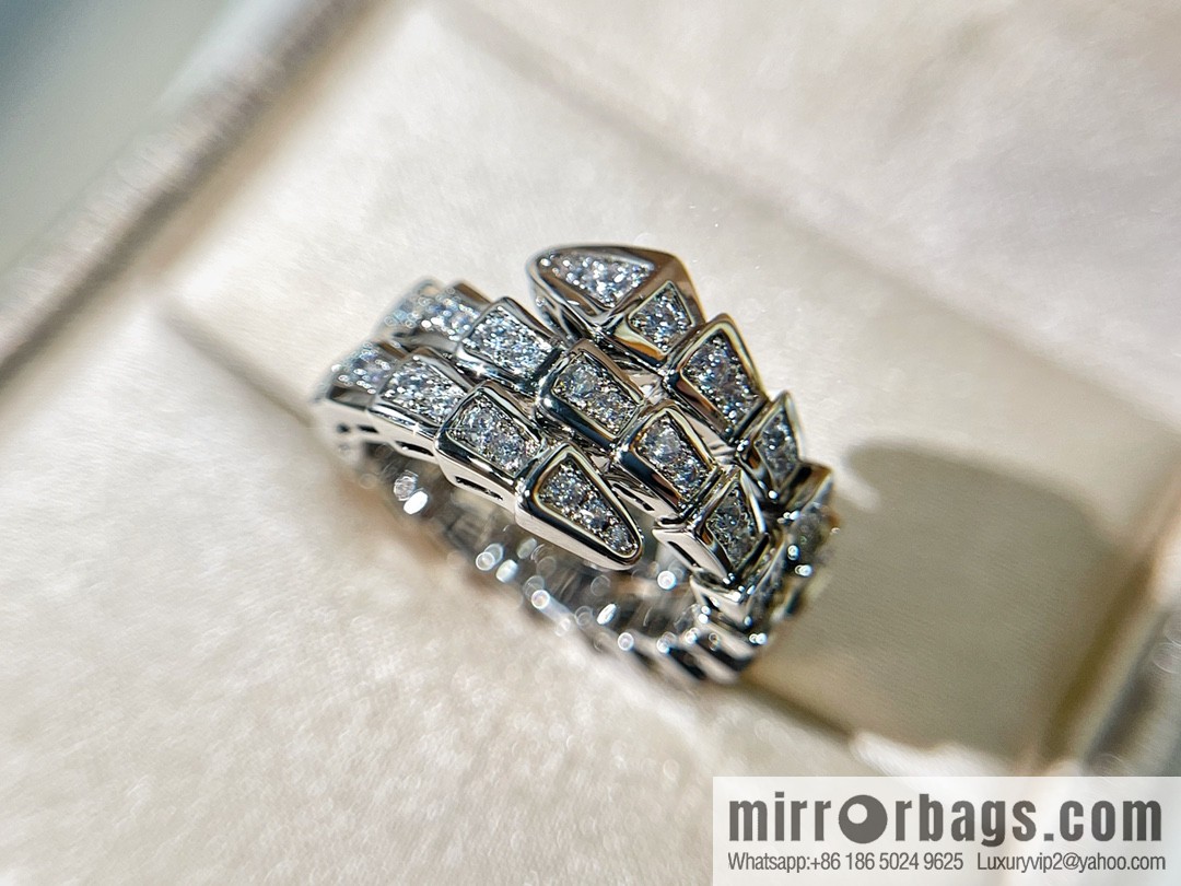 BVLGARI Bulgari full drill snake bone ring