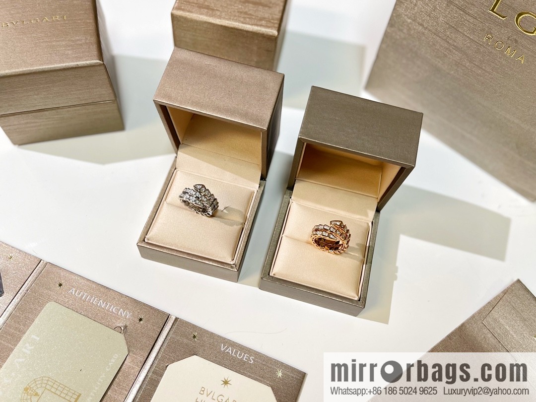 BVLGARI Bulgari full drill snake bone ring