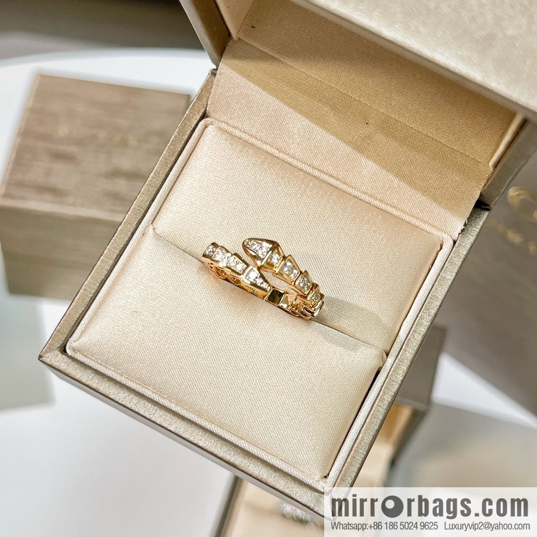 BVLGARI Bulgari full drill snake bone ring