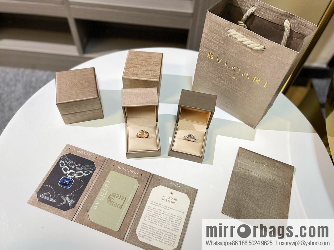 BVLGARI Bulgari full drill snake bone ring