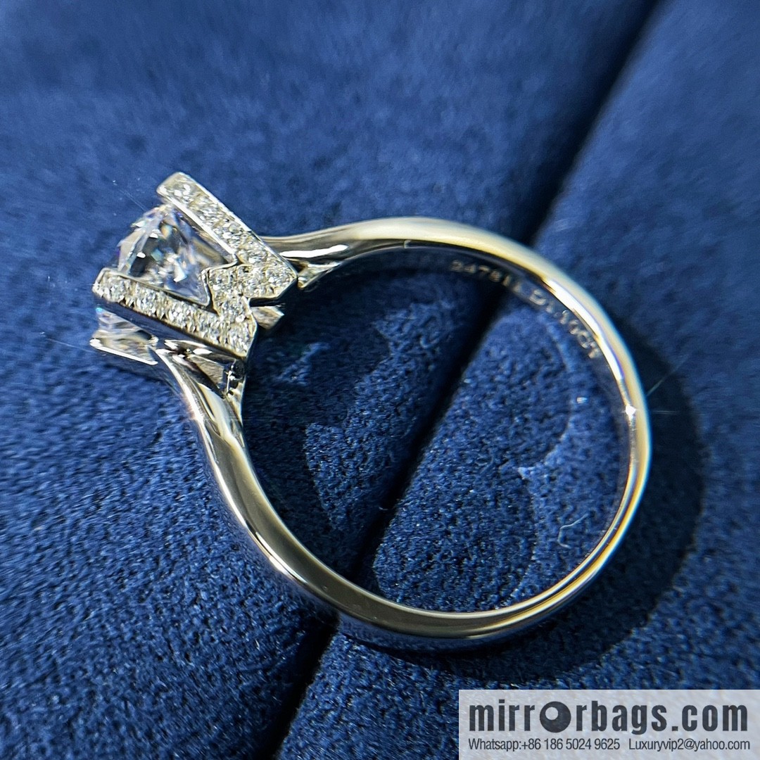 Harry Winston HW Full Diamond W Diamond Ring Diamond Ring