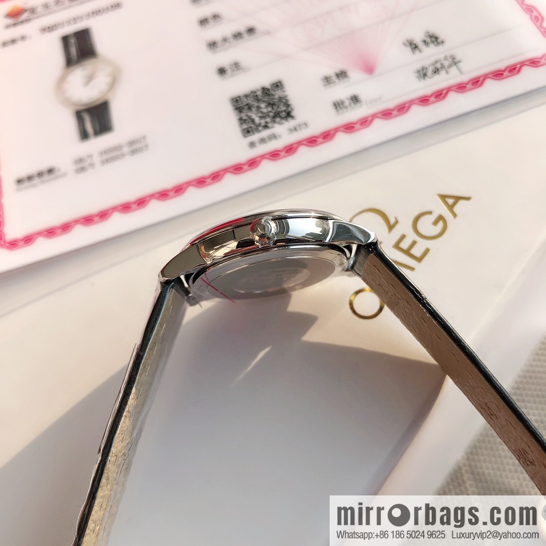 OMEGA Omega π Diamond Watch