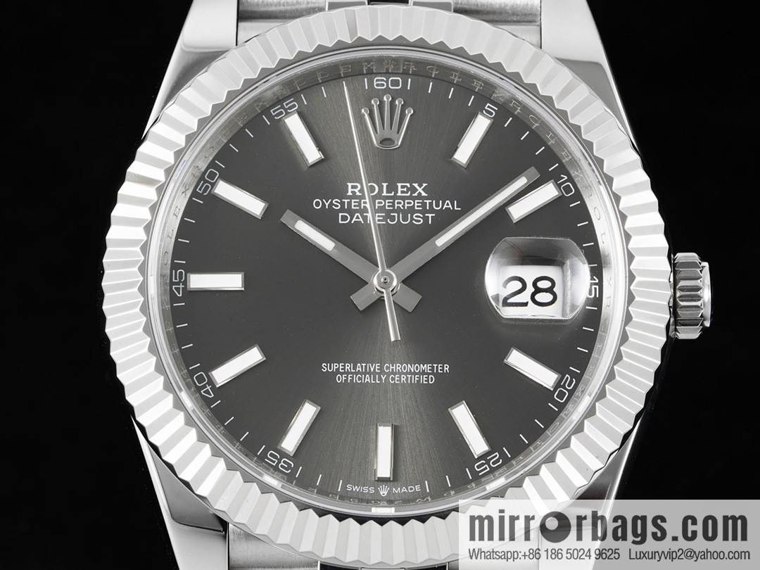 DIW factory launched a Rolex log series Middle East digital scale special edition 3235 self-winding movement watch