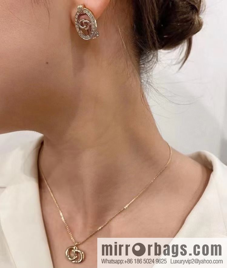 New ☑️ Dior CD earrings