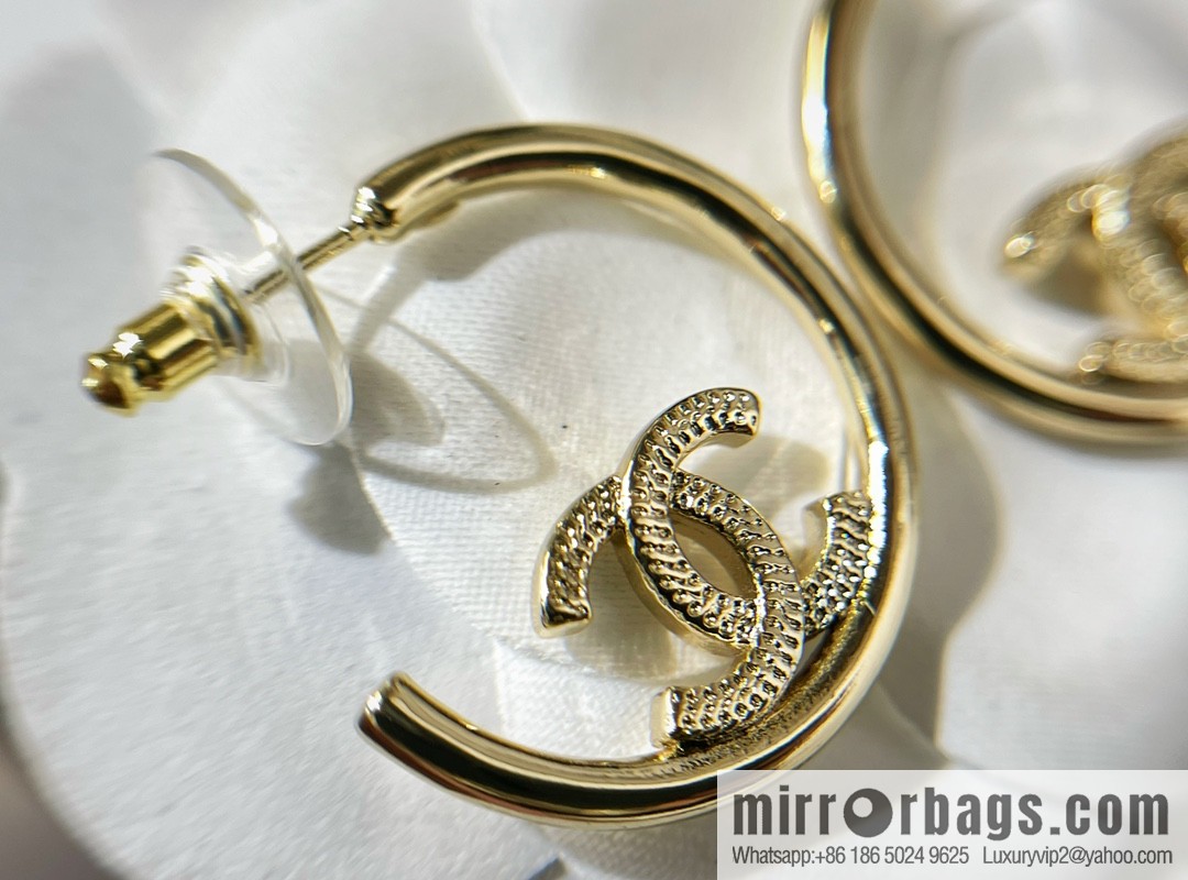 New ☑️ Chanel double c stud earrings