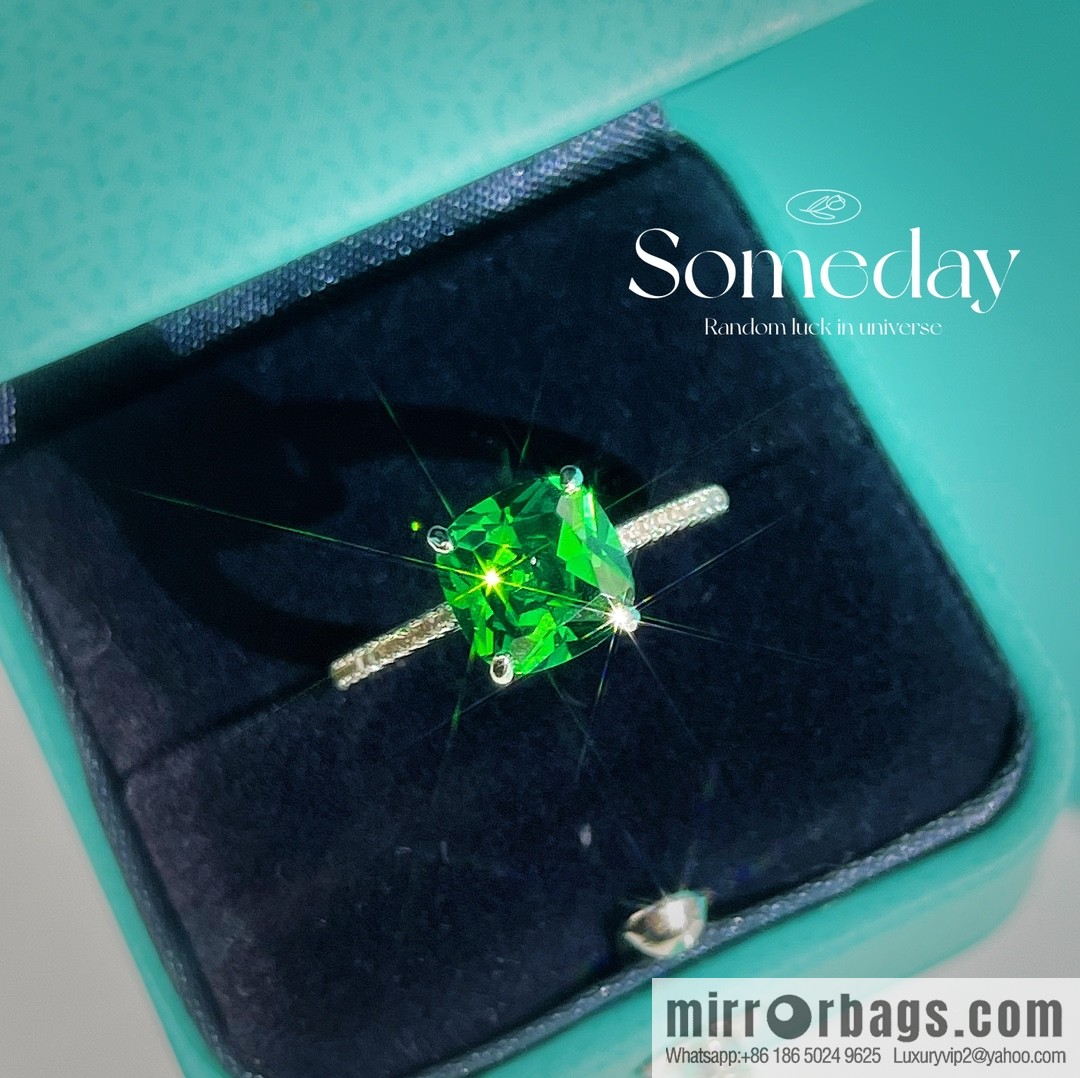New ☑️ TIFFANY & Co. Tiffany & Co. Square green diamond ring