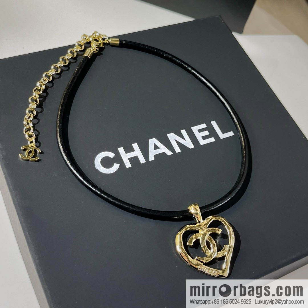 New ☑️ Chanel double c peach heart black leather rope choker necklace