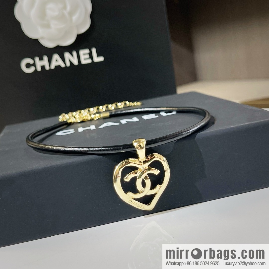 New ☑️ Chanel double c peach heart black leather rope choker necklace