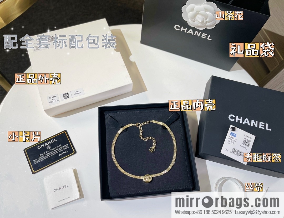 New ☑️ Chanel double c round cake ancient gold coin choker necklace