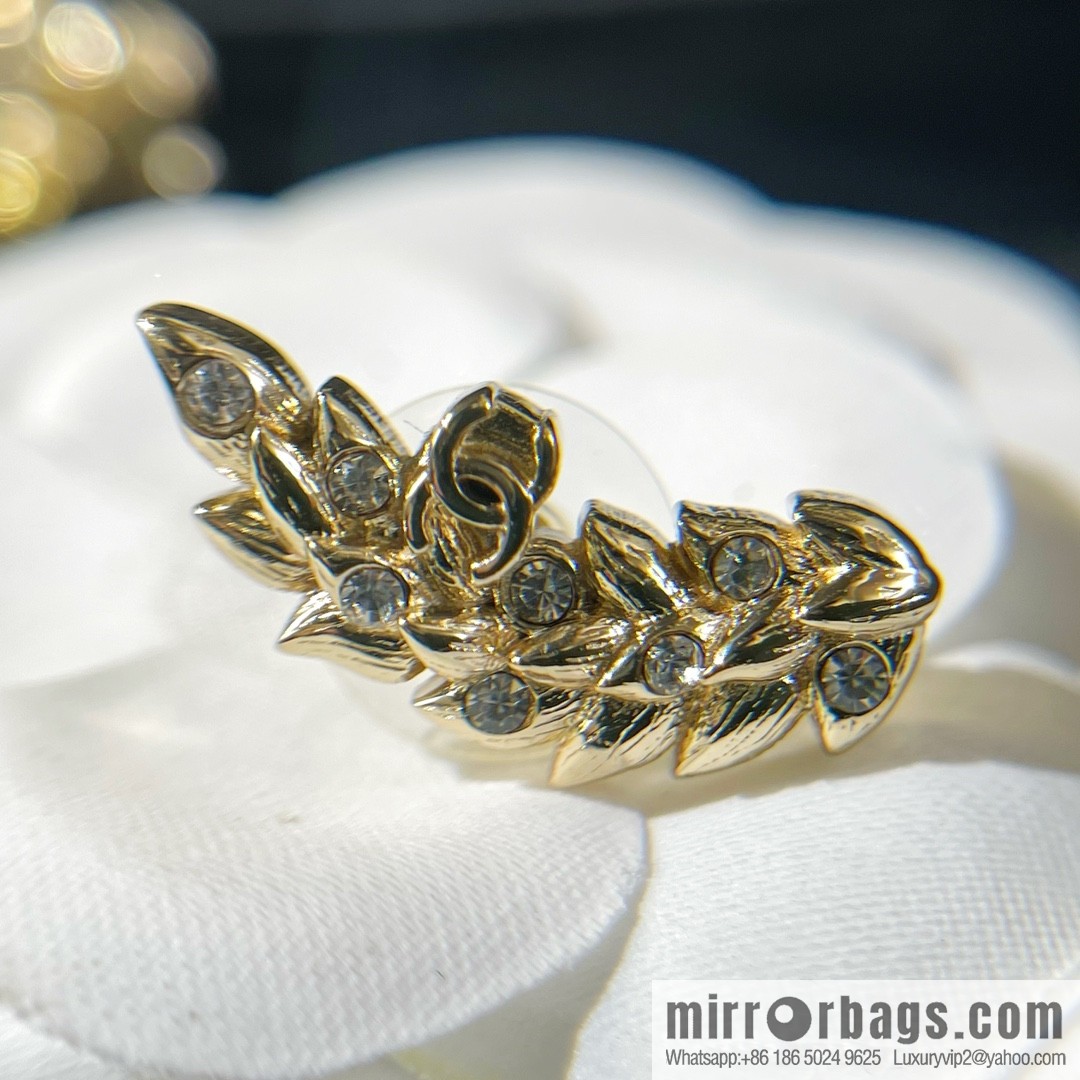 New ☑️ Chanel round double c wheat ear perfume bottle camellia stud earrings