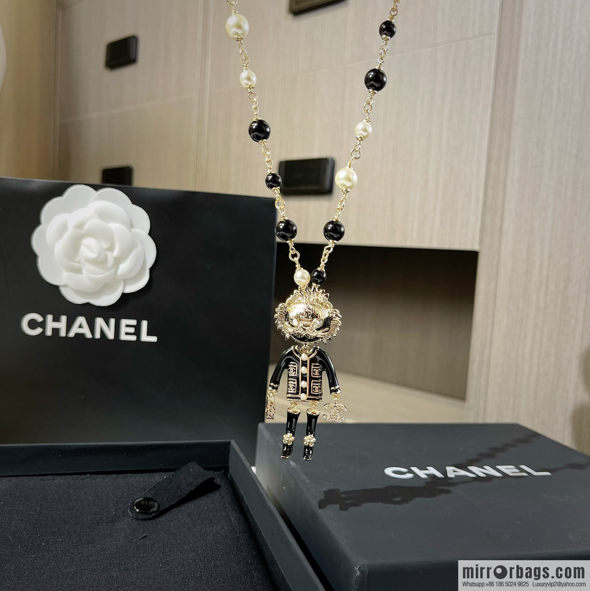 New ☑️ Chanel double c black gold lion pearl necklace sweater chain