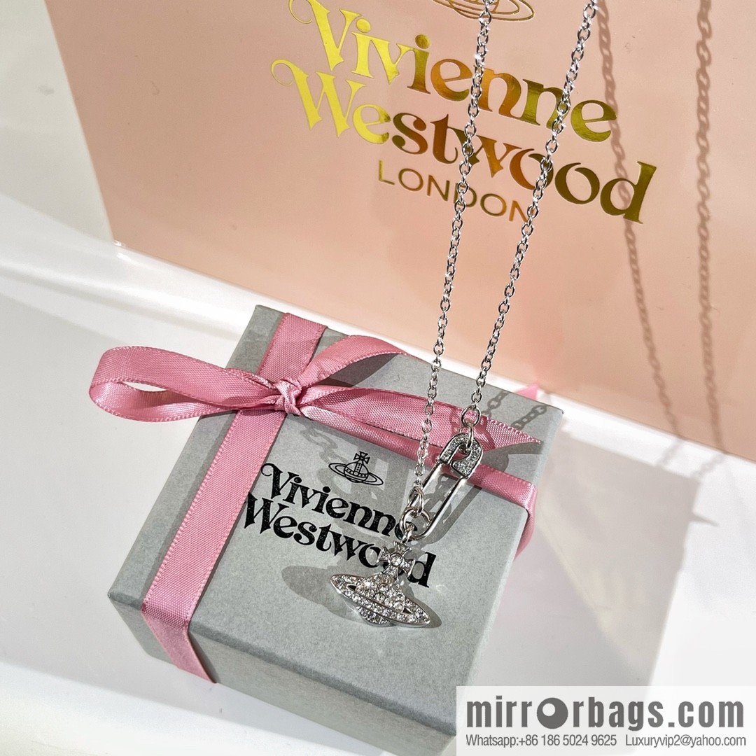 New ☑️ Vivienne Westwood Queen Mother pins full of diamonds Saturn necklace