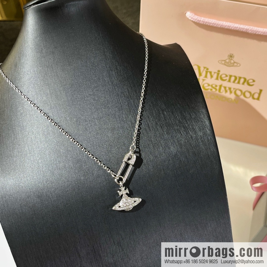 New ☑️ Vivienne Westwood Queen Mother pins full of diamonds Saturn necklace