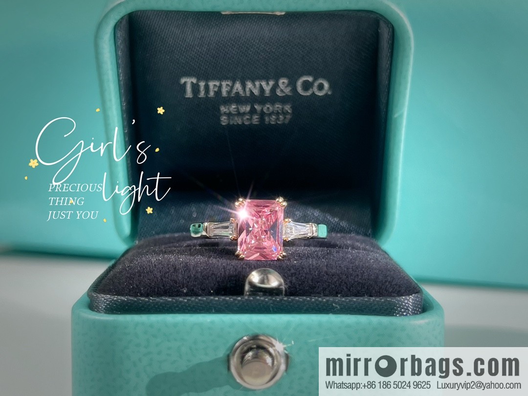 New ☑️ TIFFANY & Co. Tiffany & Co. Square pink diamond ring