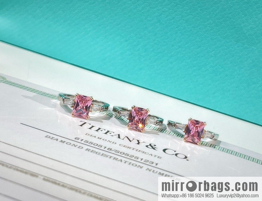 New ☑️ TIFFANY & Co. Tiffany & Co. Square pink diamond ring