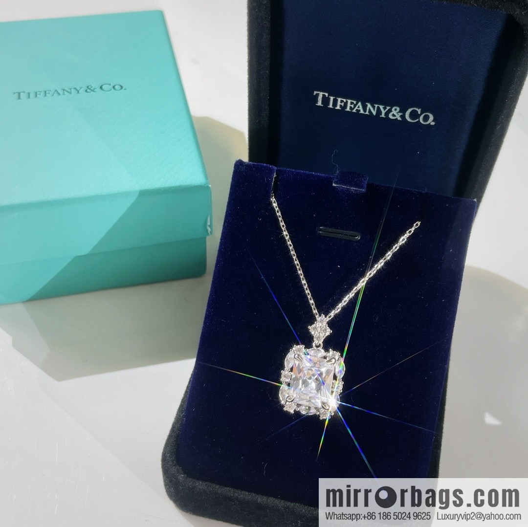 New ☑️ TIFFANY & Co. Tiffany & Co. Square necklace