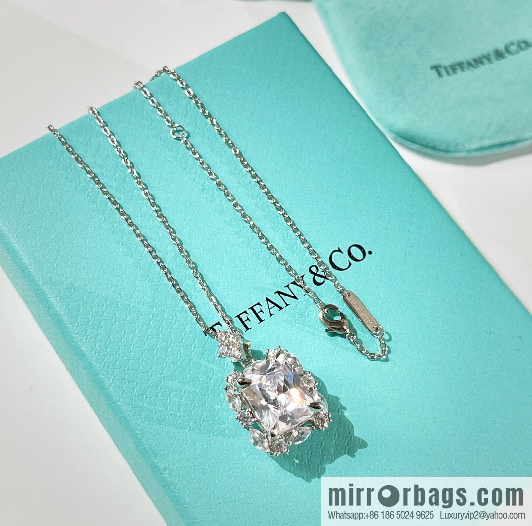 New ☑️ TIFFANY & Co. Tiffany & Co. Square necklace