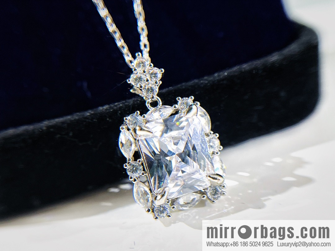 New ☑️ TIFFANY & Co. Tiffany & Co. Square necklace