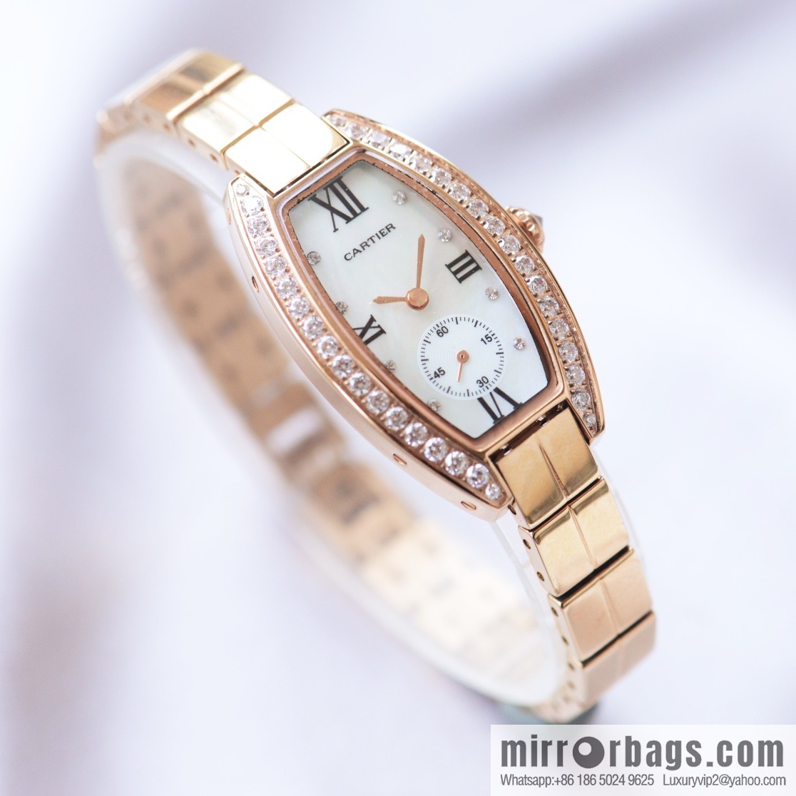 Cartier-CARTIER MINI wine barrel two and a half needle women's watch, imported quartz movement