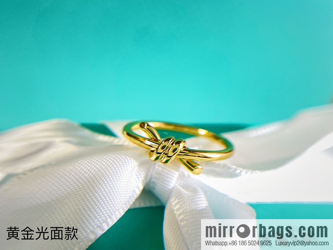 New ☑️ Tiffany & Co. Tiffany knot ring