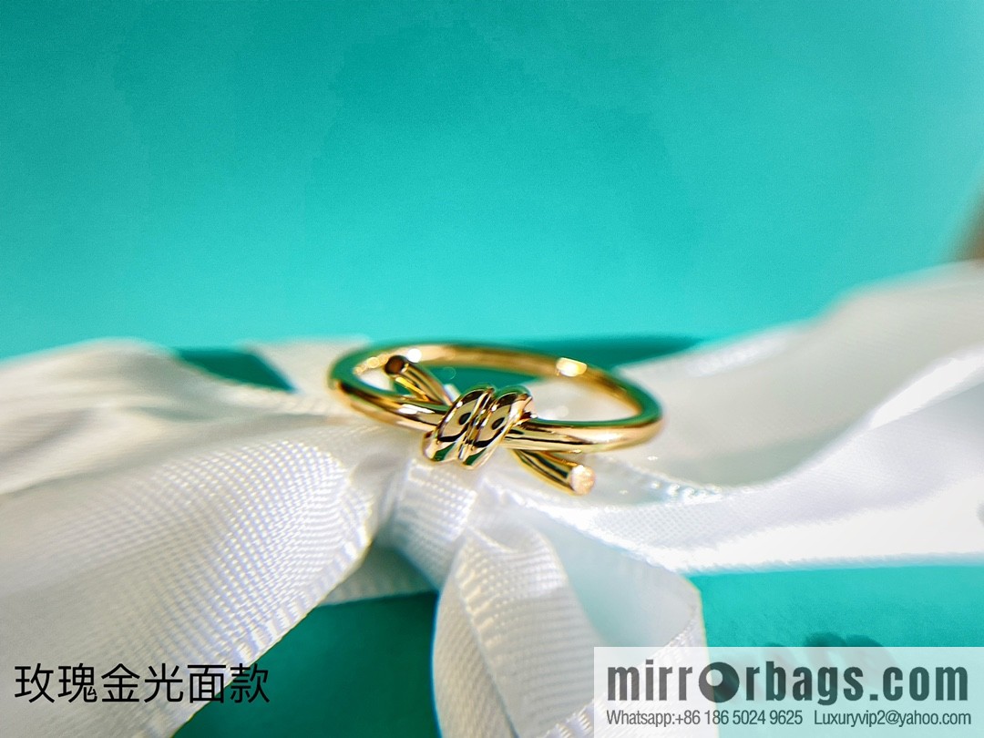 New ☑️ Tiffany & Co. Tiffany knot ring