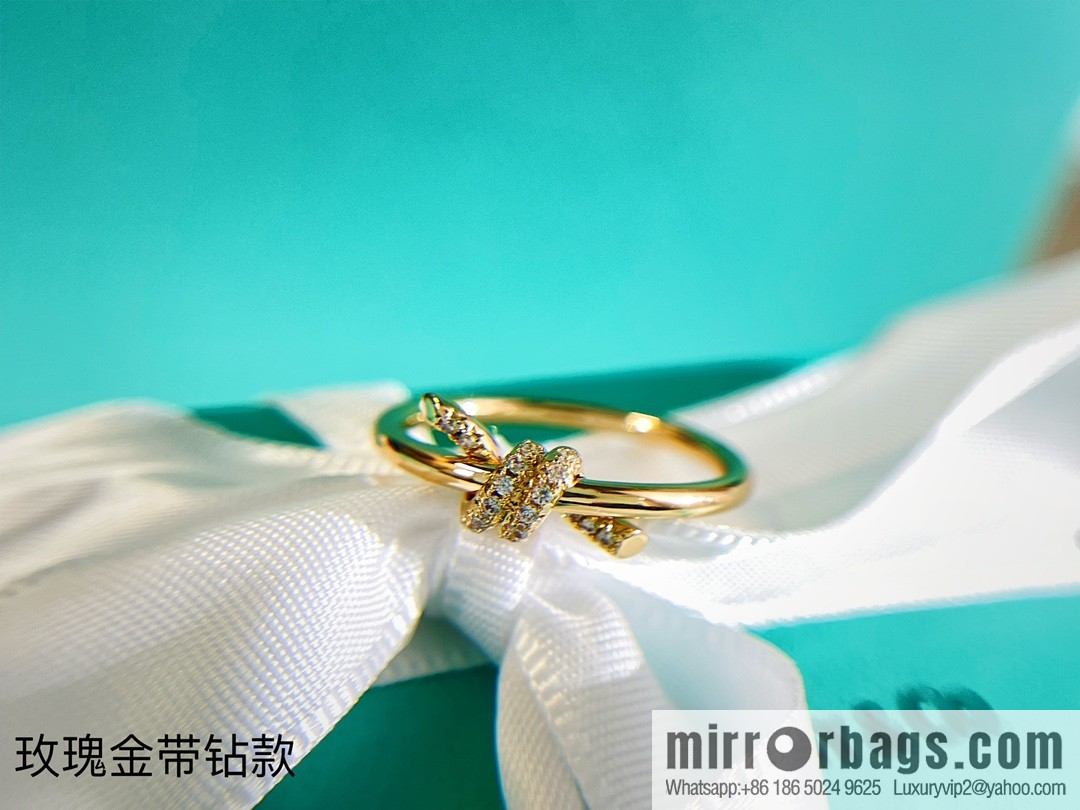 New ☑️ Tiffany & Co. Tiffany knot ring