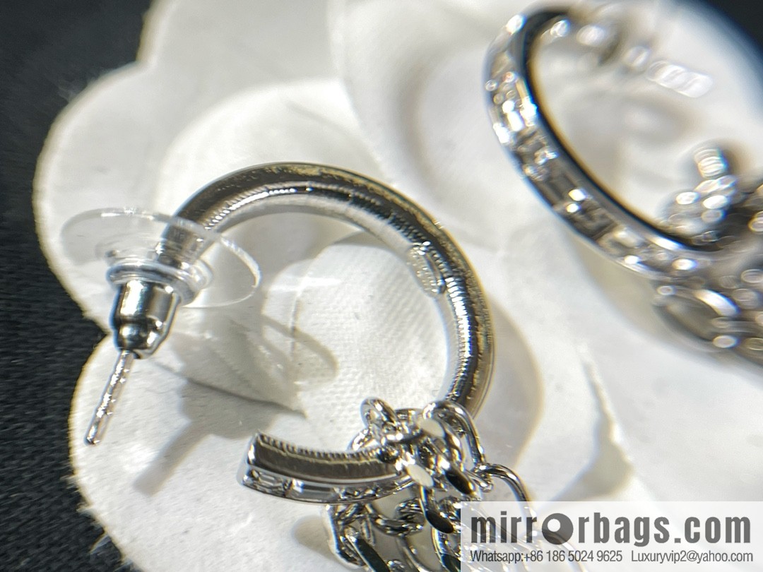 New ☑️ Chanel double c fringed stud earrings